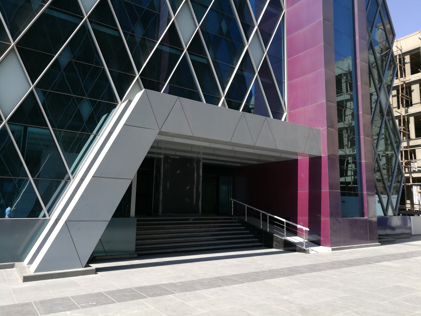 مول كايرو بيزنس بلازا العاصمة الادارية بيتر هوم – Cairo Business Plaza Mall New Capital