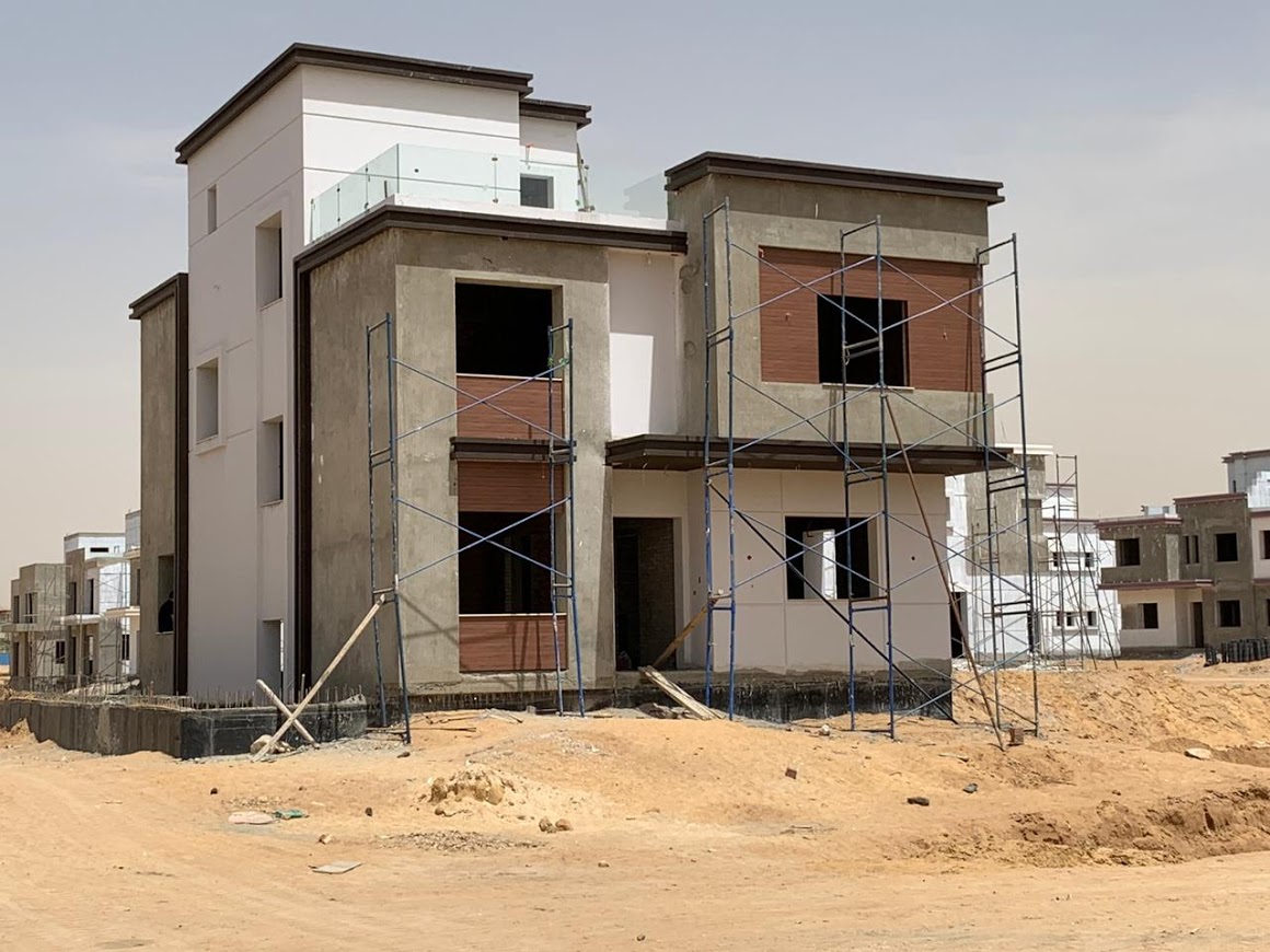 Own a villa with 10% down payment in New Cairo inside Azzar Compound