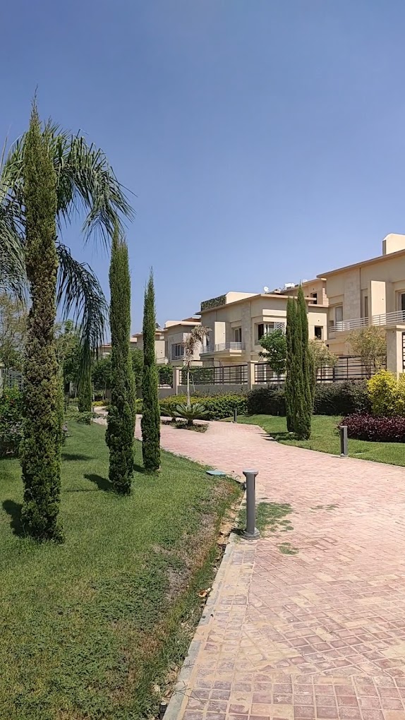 Jedar Compound 6 October Iwan