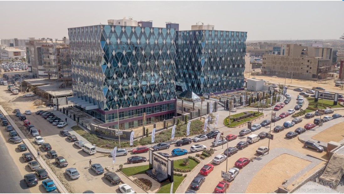 Own an office in Cairo Business Plaza Mall Administrative Capital with an area starting from 162 m²