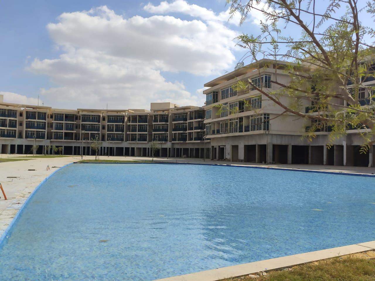 porto octobar Compound