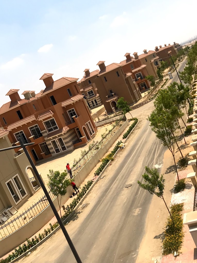 porto octobar Compound