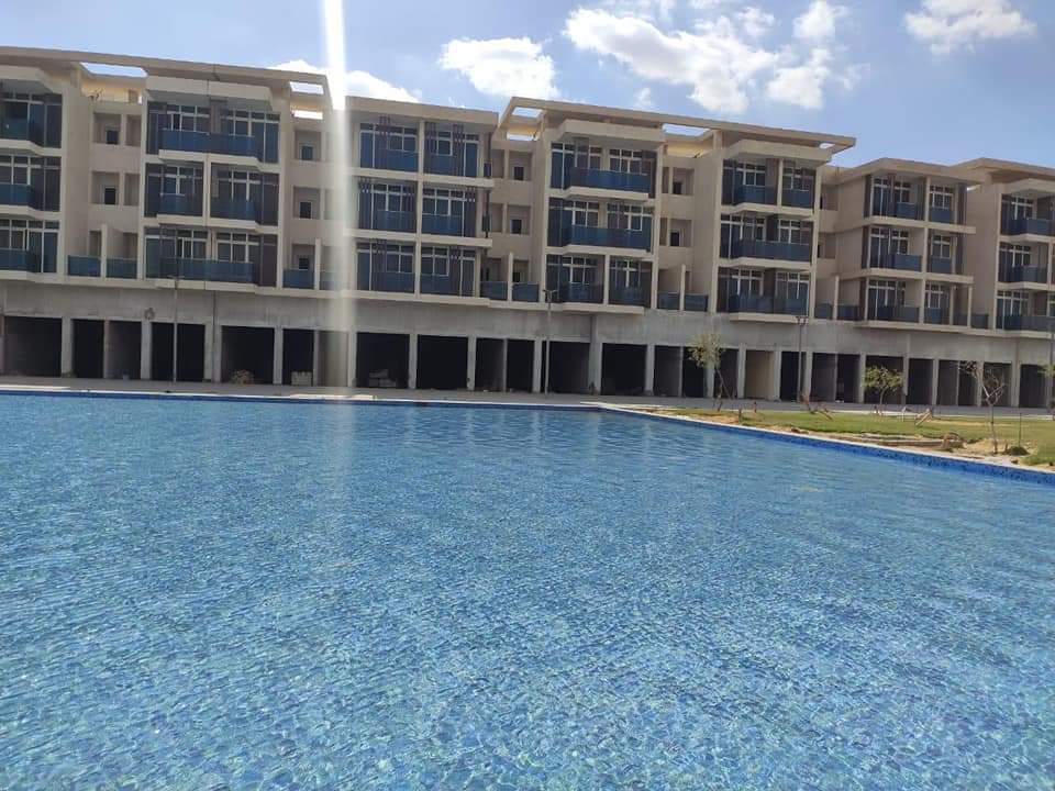 porto octobar Compound