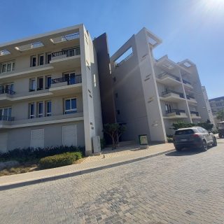 Pyramids Hills Compound October Ora