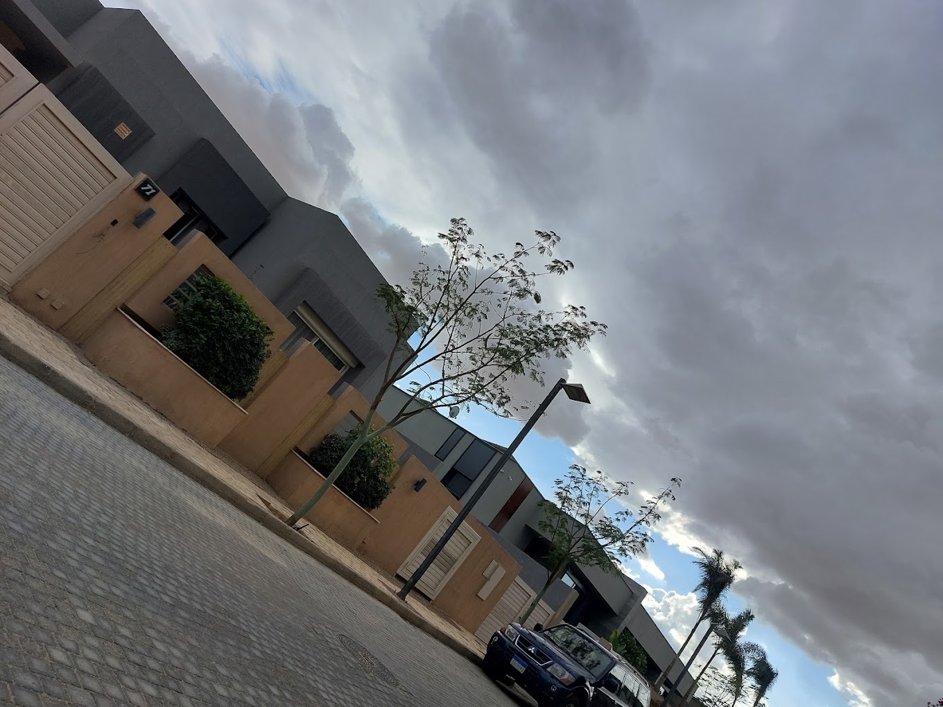 Pyramids Hills Compound October Ora