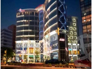 Book an administrative unit with an area of 40 m² in X Business Complex Mall in the Administrative Capital