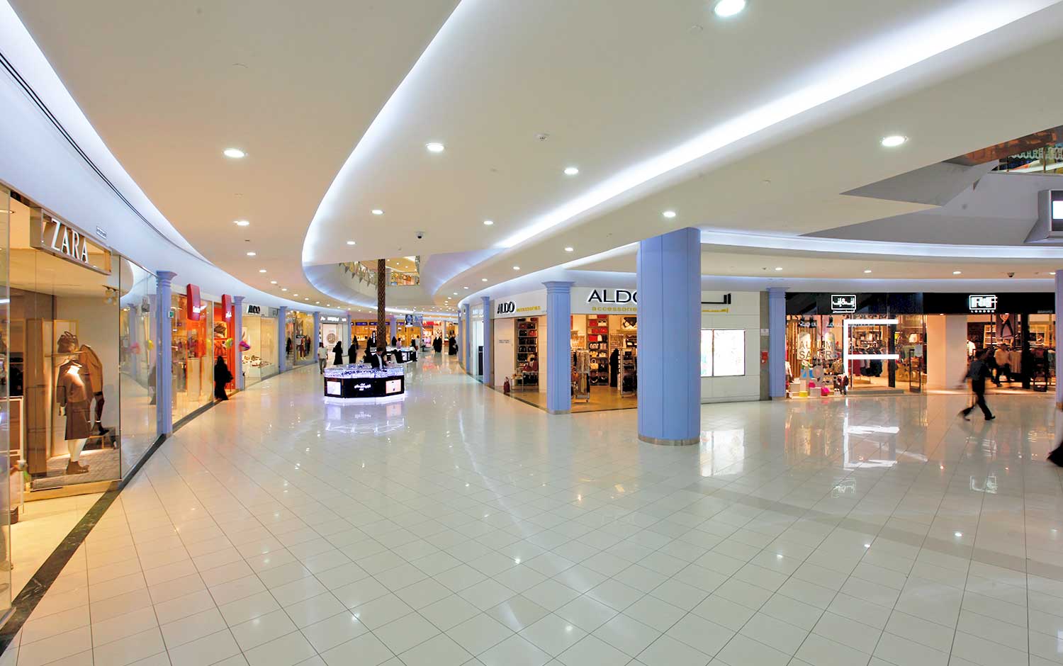 Hurry up to book a shop with an area starting from 45 meters in za mall