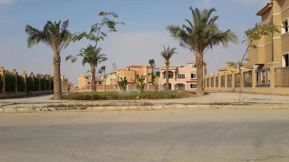 With An Area of 353 m² Townhouse for Sale in Springs El Shorouk