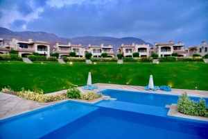 شاليهات للبيع في la vista العين السخنة