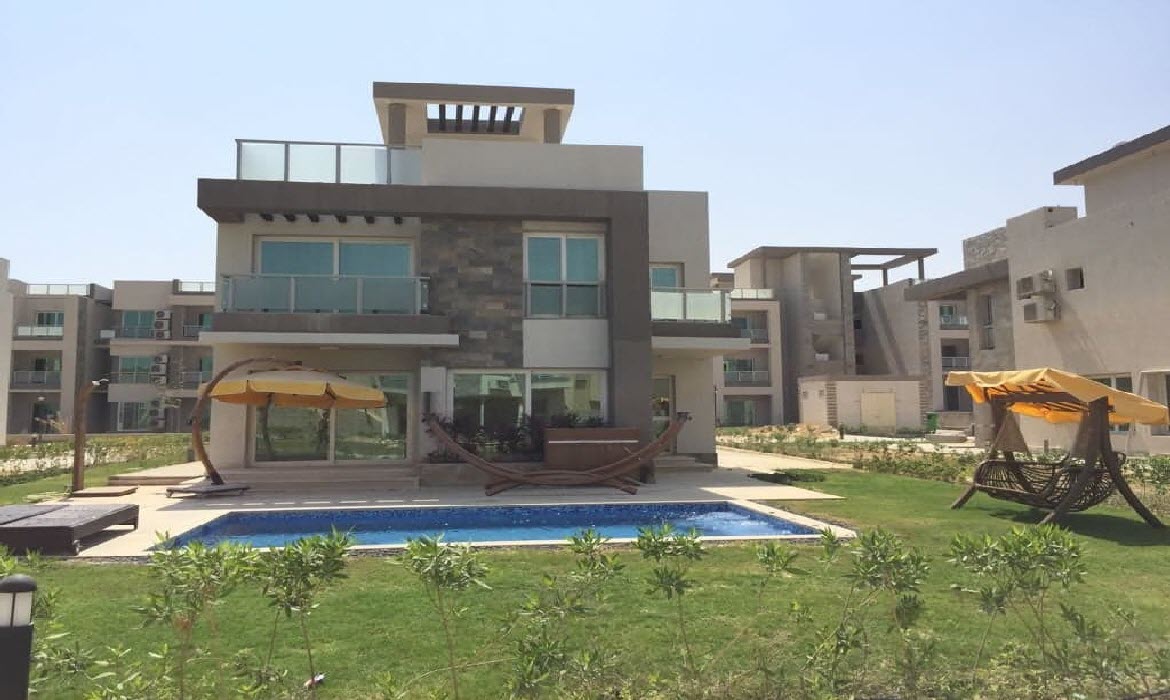 For lovers of sophistication, a chalet for sale in Aroma Sokhna with an area of 115 meters