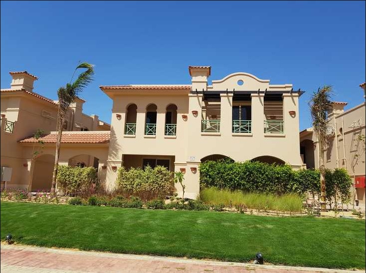 Distinguished offer chalet 150 meters for sale in La Vista Topaz, Sokhna, in a great location