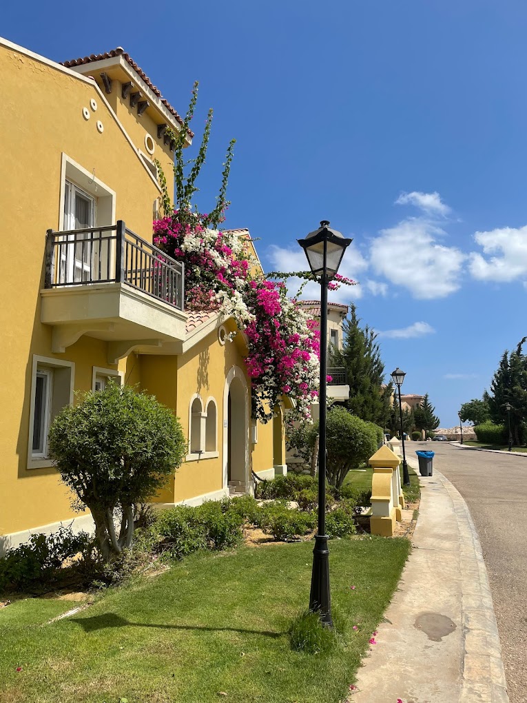 قرية الدبلوماسيين الساحل الشمالي ماونتن فيو – Mountain View Diplomats North Coast