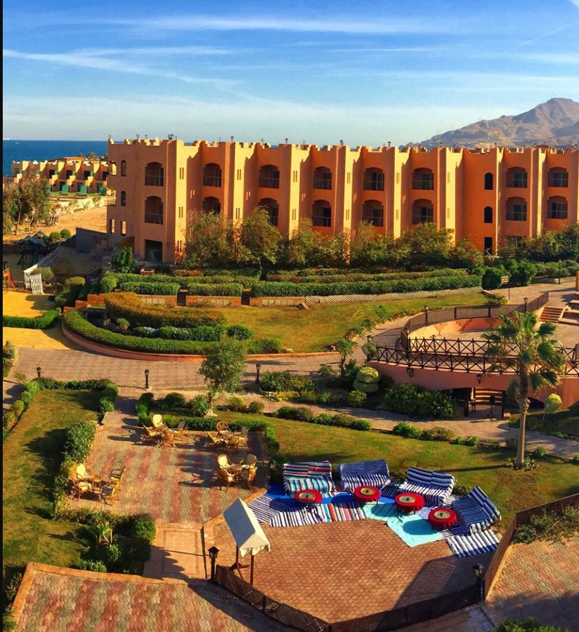 The cheapest villa 430 m for sale in Marina Wadi El Dome Al Ain El Sokhna