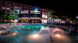 وحدات تجارية للبيع في مشروع downtown mall