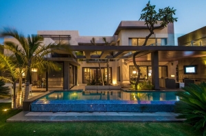 Find out the price of a 500 meter villa in Giselle Swan Lake New Cairo