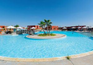 In installment, buy a chalet in Bungalows Resort with an area of ​​164 meters