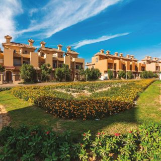 كومباوند نيوم اكتوبر المطورون العرب – Nyoum Pyramids Compound