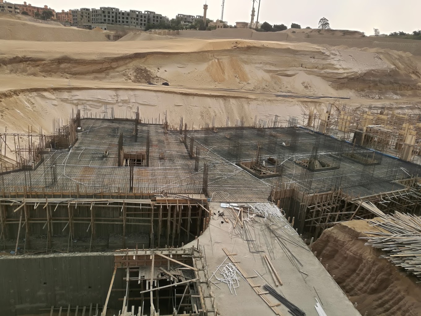 كومباوند نيوم اكتوبر المطورون العرب – Nyoum Pyramids Compound