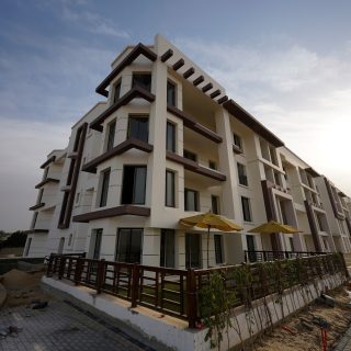 كومباوند نيوم اكتوبر المطورون العرب – Nyoum Pyramids Compound