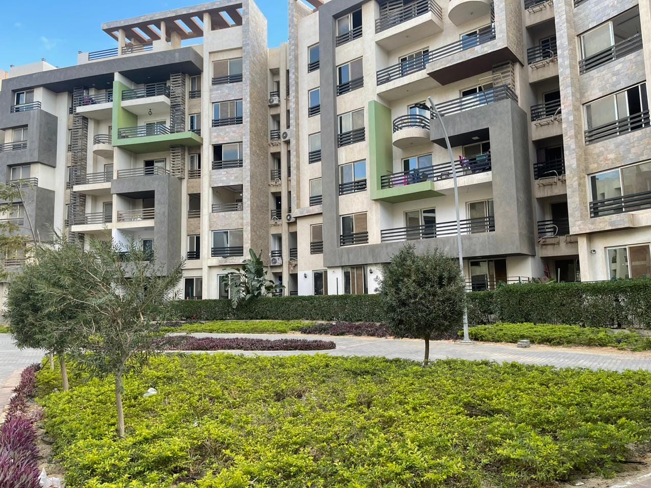 la colina compound Sheikh Zayed Capital Hills Developments