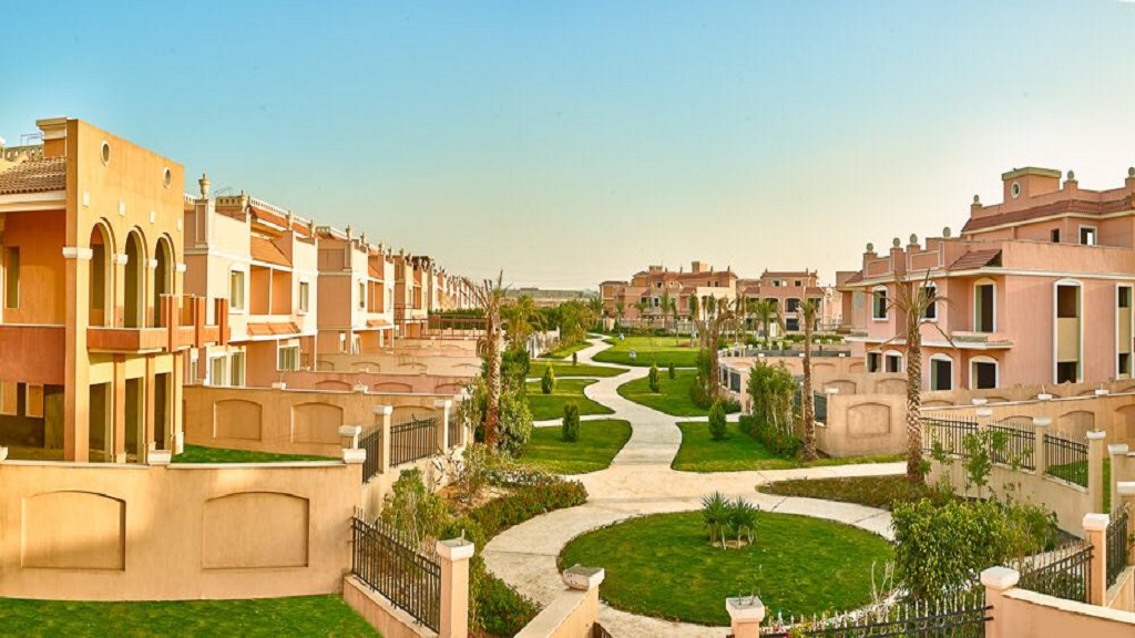 أحصل على فيلا في كليوباترا سكوير 6 اكتوبر بمساحة 380 متر