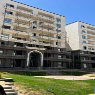 فرصة عظيمة شقة 175م مع اقساط على 9 سنوات فى كمبوند كابيتال جرين