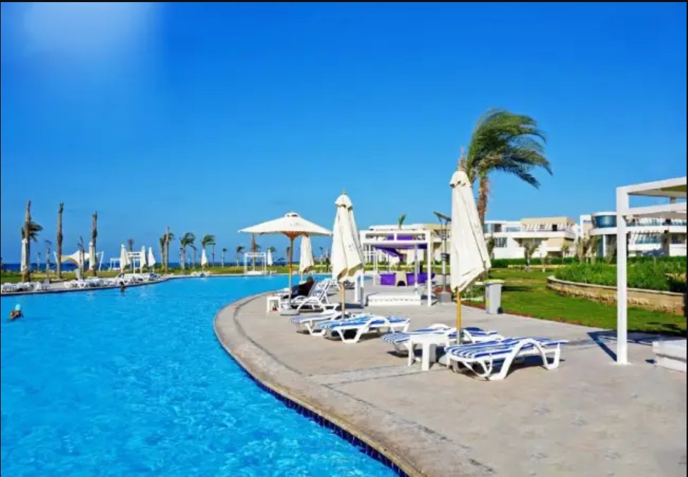 For sale in Marseilia Beach 5 North Coast Village a villa with an area of 450m at an unbeatable price