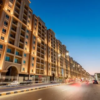 باقل من سعر السوق، شقة في تراس سموحة 220م تشطيب كامل