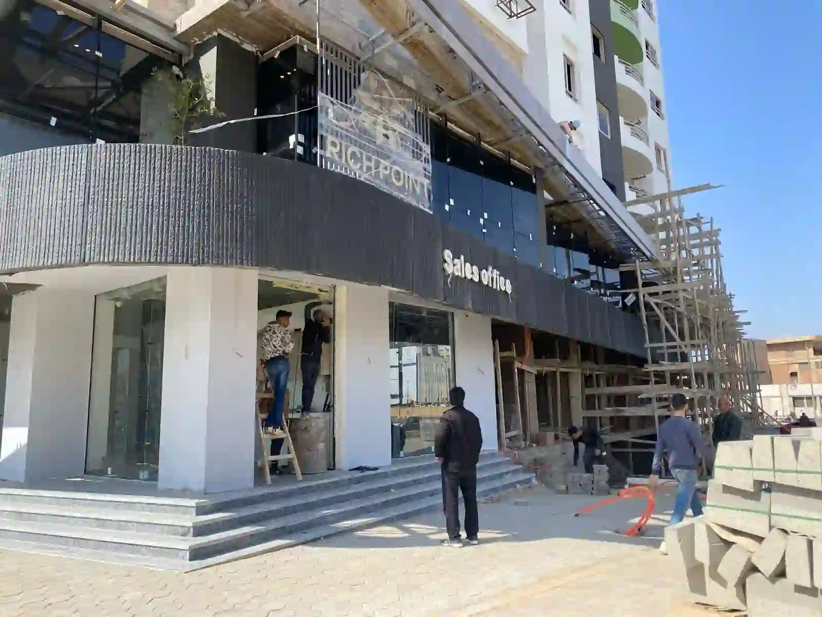 Shops for sale in Rich Point Mall 72 meters