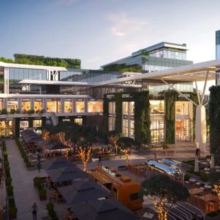 The cheapest 100m store for sale in Park Yard Mall October