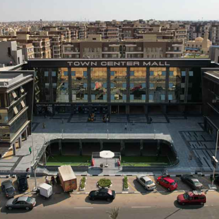 اشتري محل بمساحة 50 متر في مول تاون سنتر الشروق