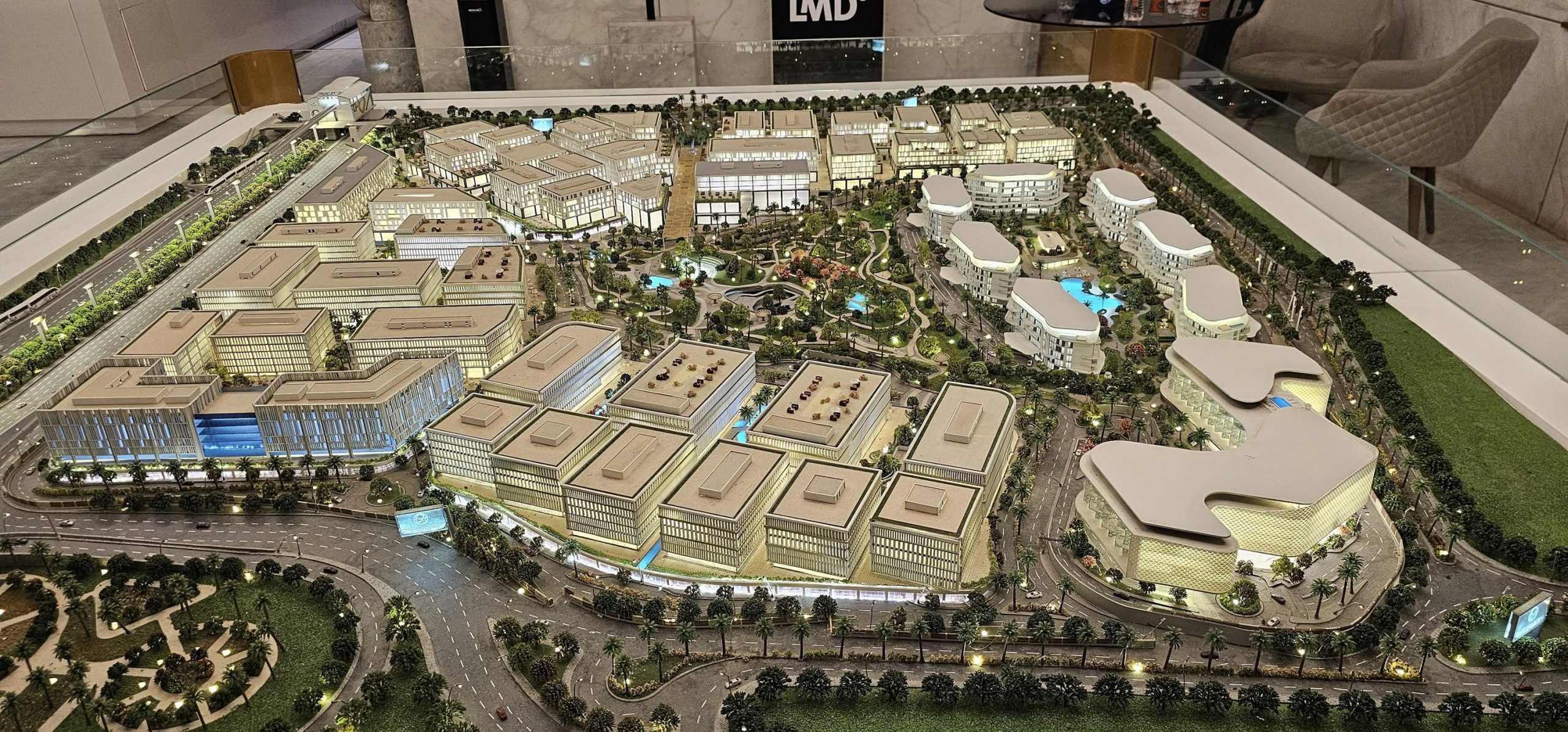 دوبلكس للبيع كمبوند زير التجمع الخامس بمساحات متنوعة وأسعار لقطة جدا