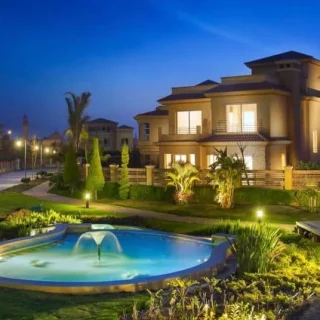 بفيو رائع و اقوى الخصومات على سعر المتر في كمبوند جيرة اشتري تاون هاوس الان