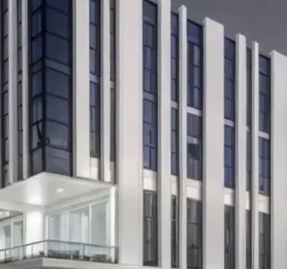 أحصل على مكتب في مول Y21 التجمع الخامس