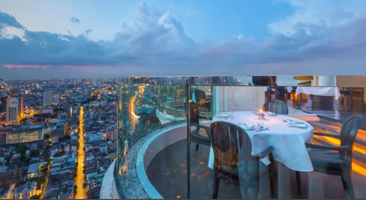 For sale in installments a 30 meter office in Ecoline Plaza Mall