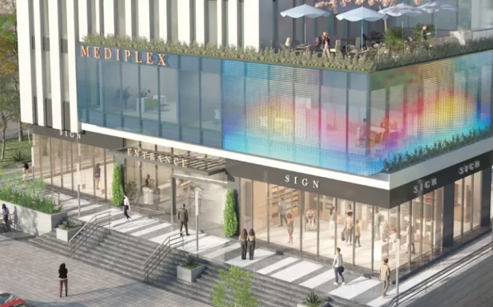 عيادتك 42 م في التجمع الخامس مول ميدبليكس