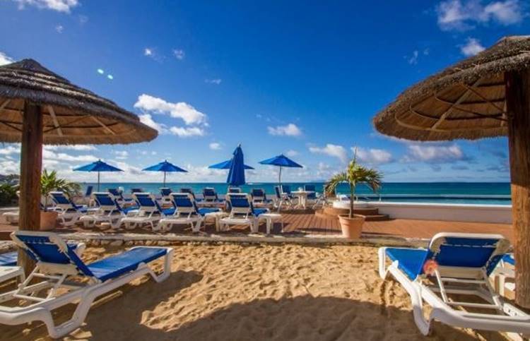 Get a 245 sqm duplex in La Vista 6 Village