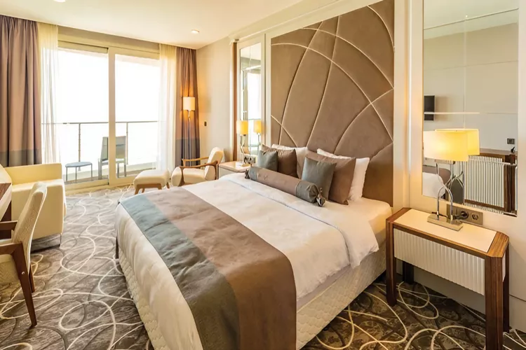 Get a shop in Rimini Mall of 30 square meters