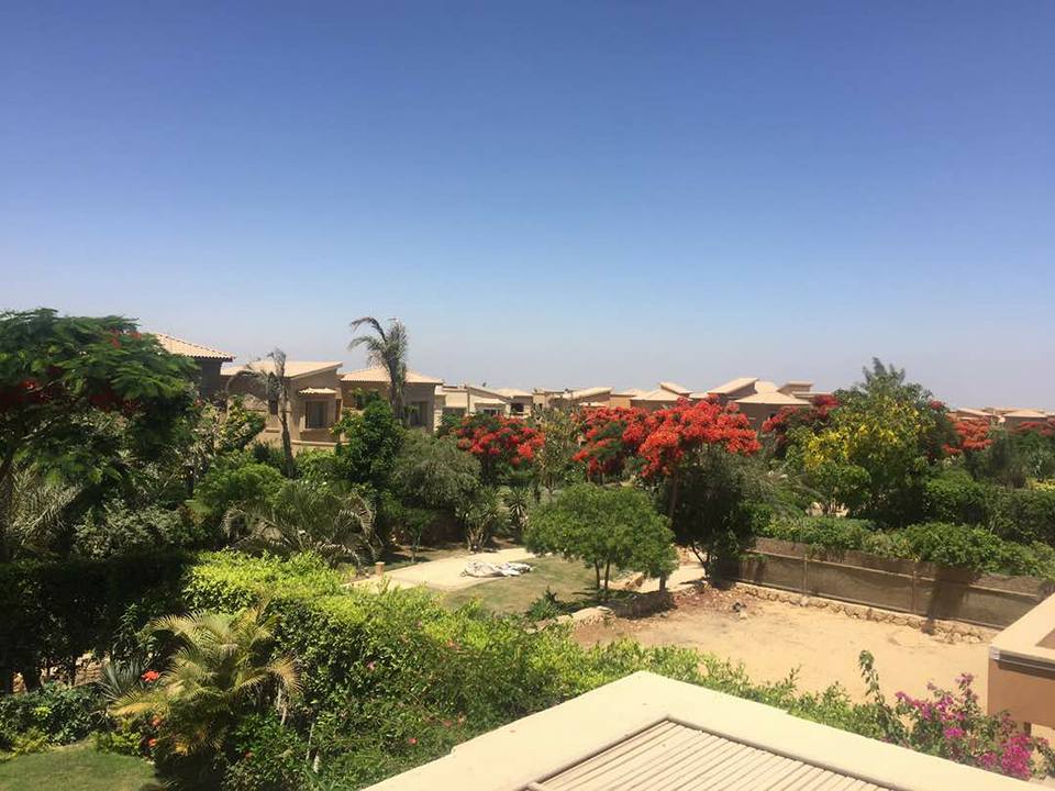 Hurry up and book in Hayat Residence Compound in a 90 meter apartment