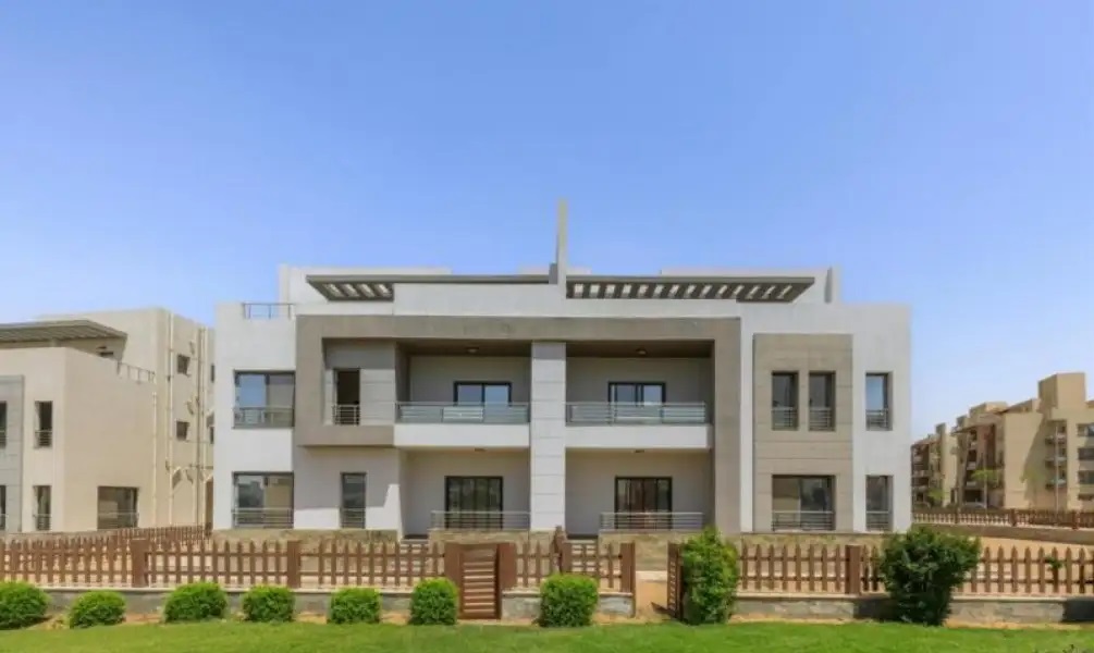 200 sqm villa in Wesal El Shorouk Compound with payment facilities