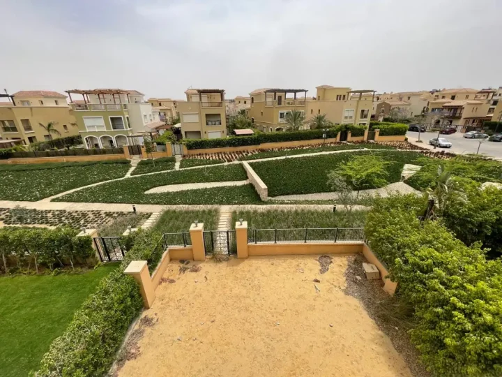 Book your apartment in Mivida Gardens Compound of ​​89 meters