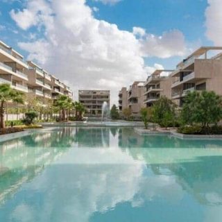 عيادة في التجمع الخامس بتسهيلات تصل إلي 6 سنوات