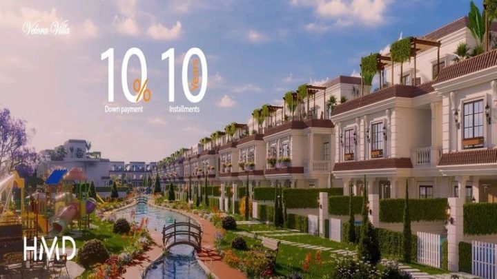 أحصل على توين هاوس في كمبوند فيلورا فيلا بمساحة 275 متر